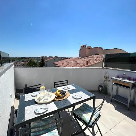 Monte Apartment *